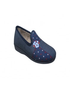 Zapatilla cuñita casa flor 2