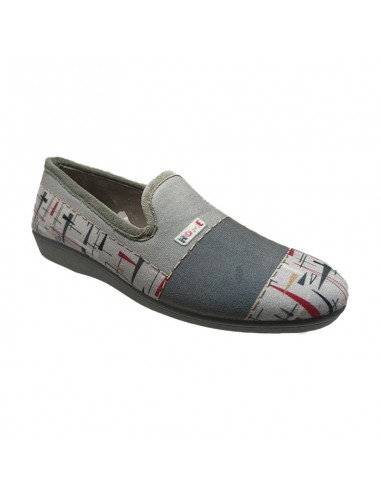 Zapatilla cerrada mujer estampada